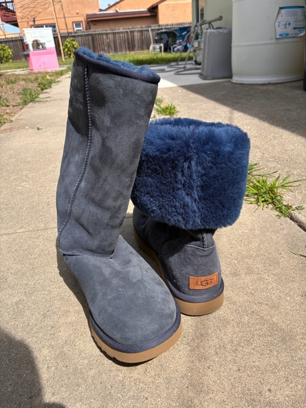 UGG Dark Blue Sheepskin
Suede Mid Calf Fur Boots